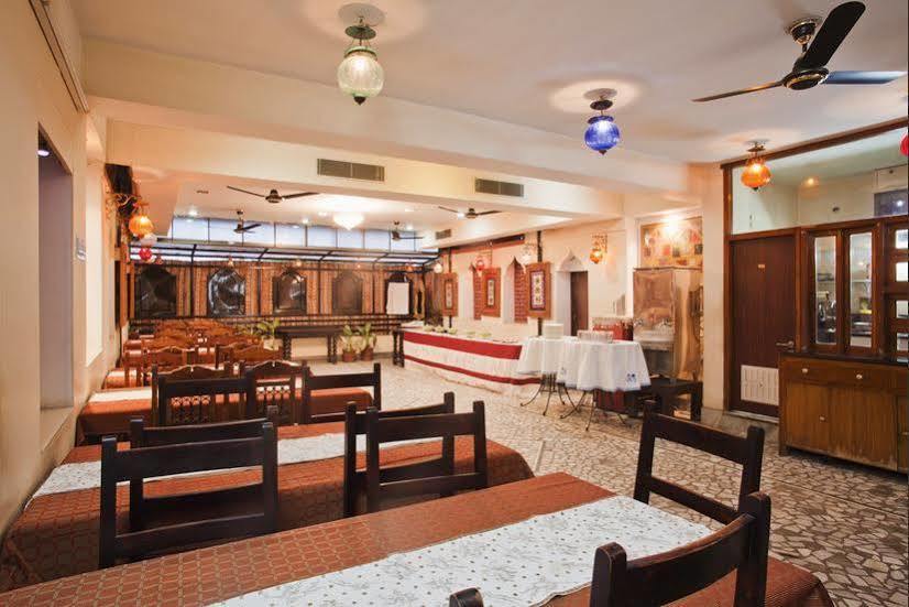 Oyo 9900 Hotel Pioneer Plaza Jodhpur  Extérieur photo